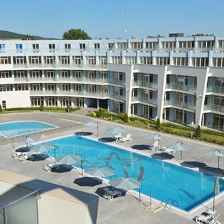 Black Sea Star מלון דירות