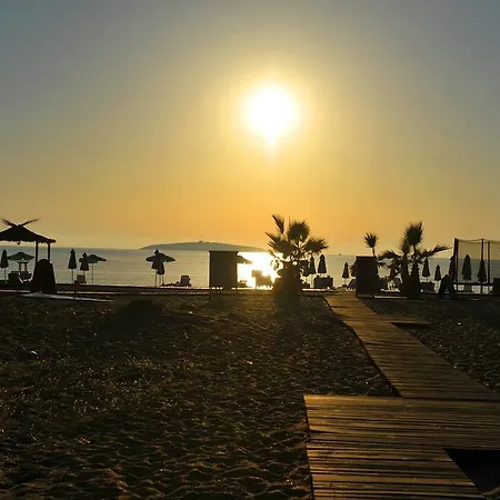 Black Sea Star Apart Otel 3*