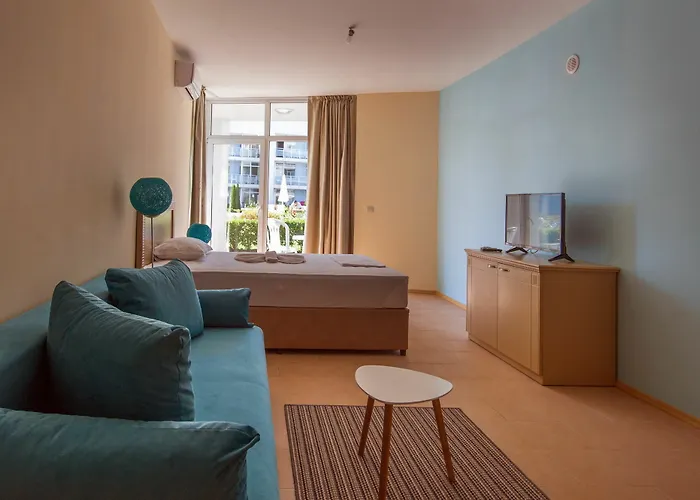 מלון דירות Black Sea Star