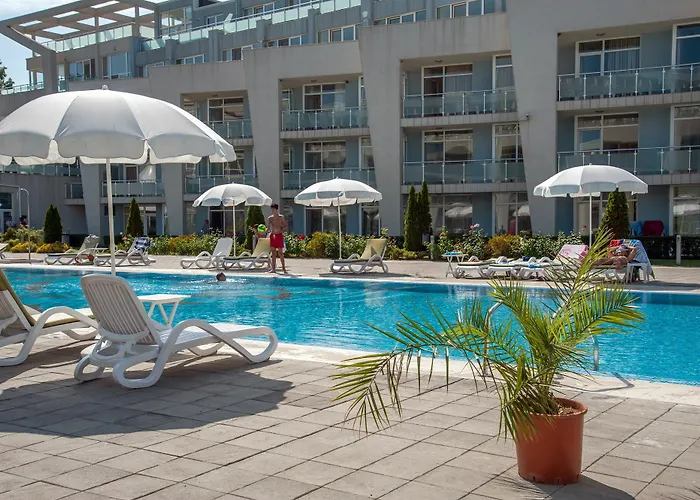 מלון דירות Black Sea Star סוזופול